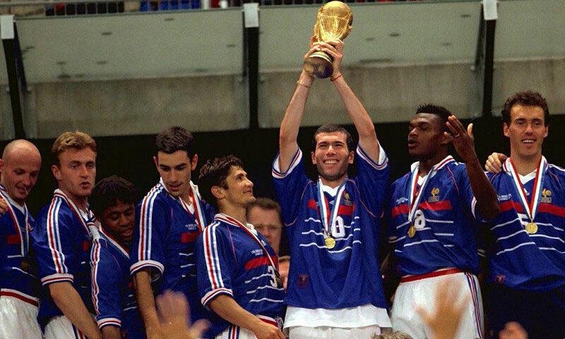 Pháp vô địch World Cup lần đầu tiên năm 1998